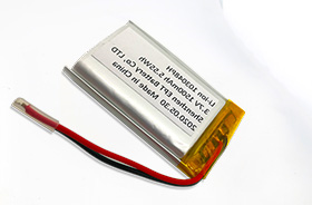 3.7V 103048 1500mAh 眼部按摩仪聚合物锂电池