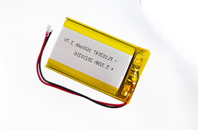 3.7V 103047 1600mAh 吸奶器三元容量型聚合物锂电池